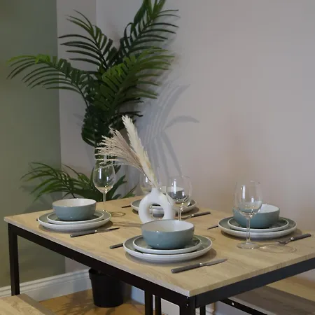 Birmingham City Stay Apartments